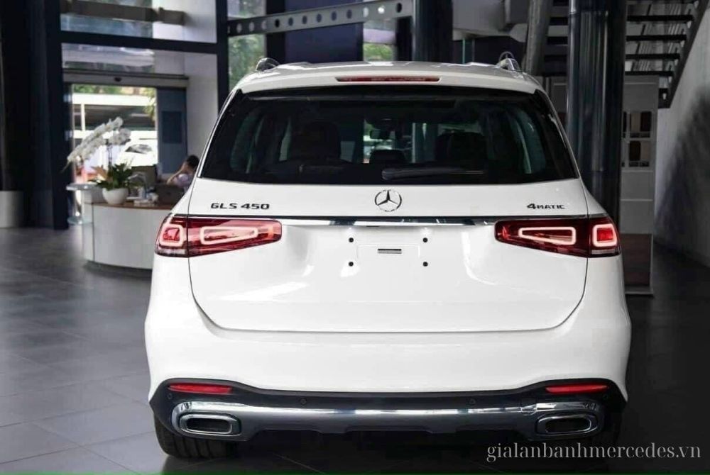 Phía sau Mercedes GLS 450 Facelift