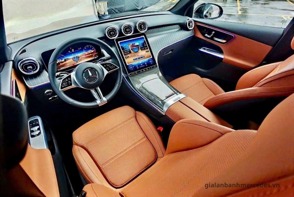 GLC 200 V1 VIN 2025 nội thất