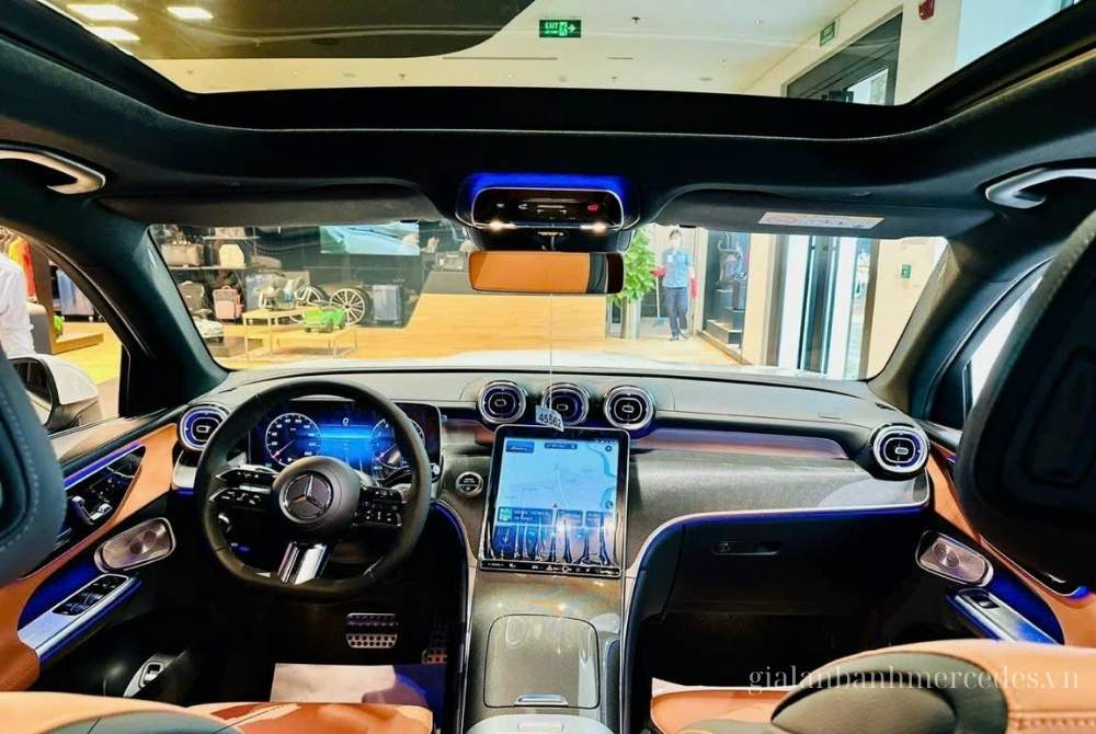 mercedes GLC nội thất