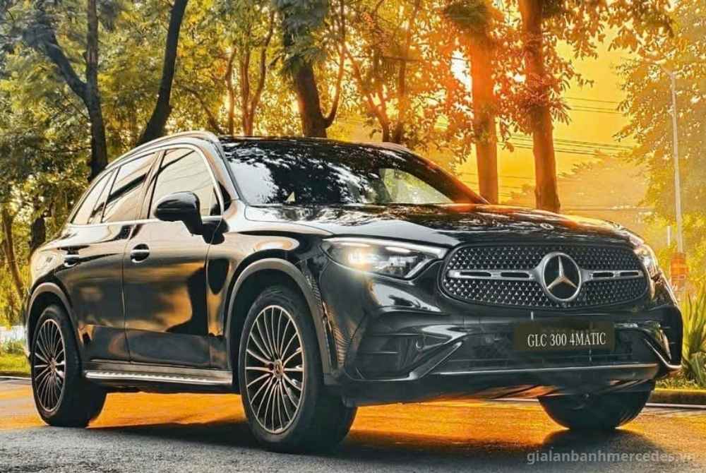 Mercedes-Benz GLC300 4MATIC