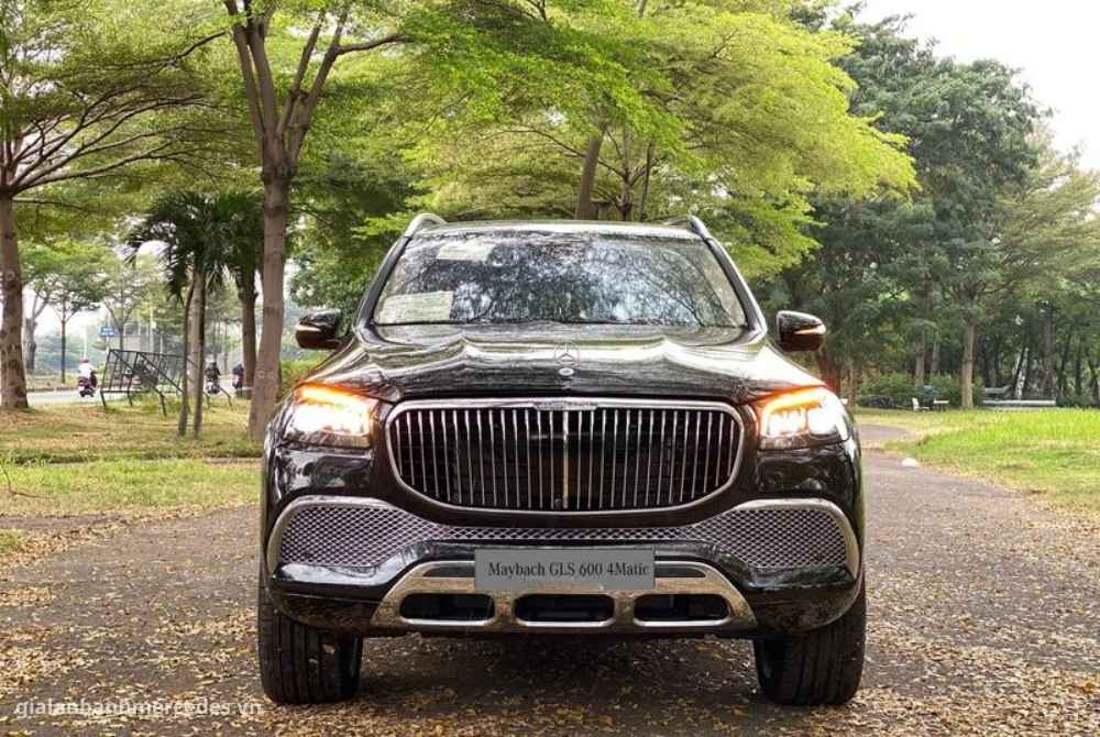 Ngoại thất xe Maybach GLS 600 sang trọng đẳng cấp