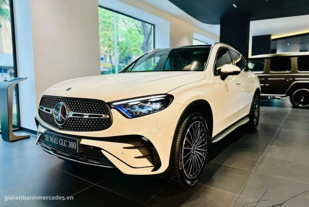 Mercedes GLC 300 2025 tổng quan bên ngoài